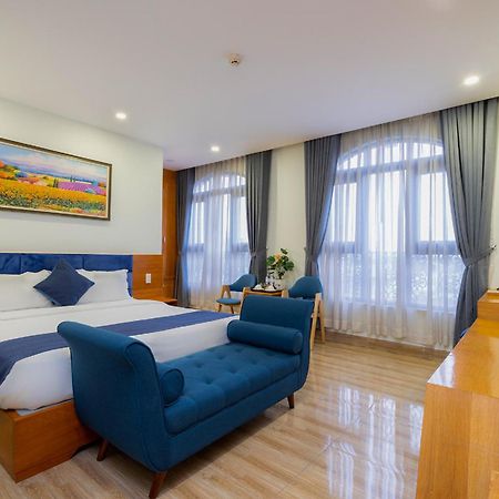 Vivian Airport Hotel Saigon Ho Chi Minh City Exterior photo