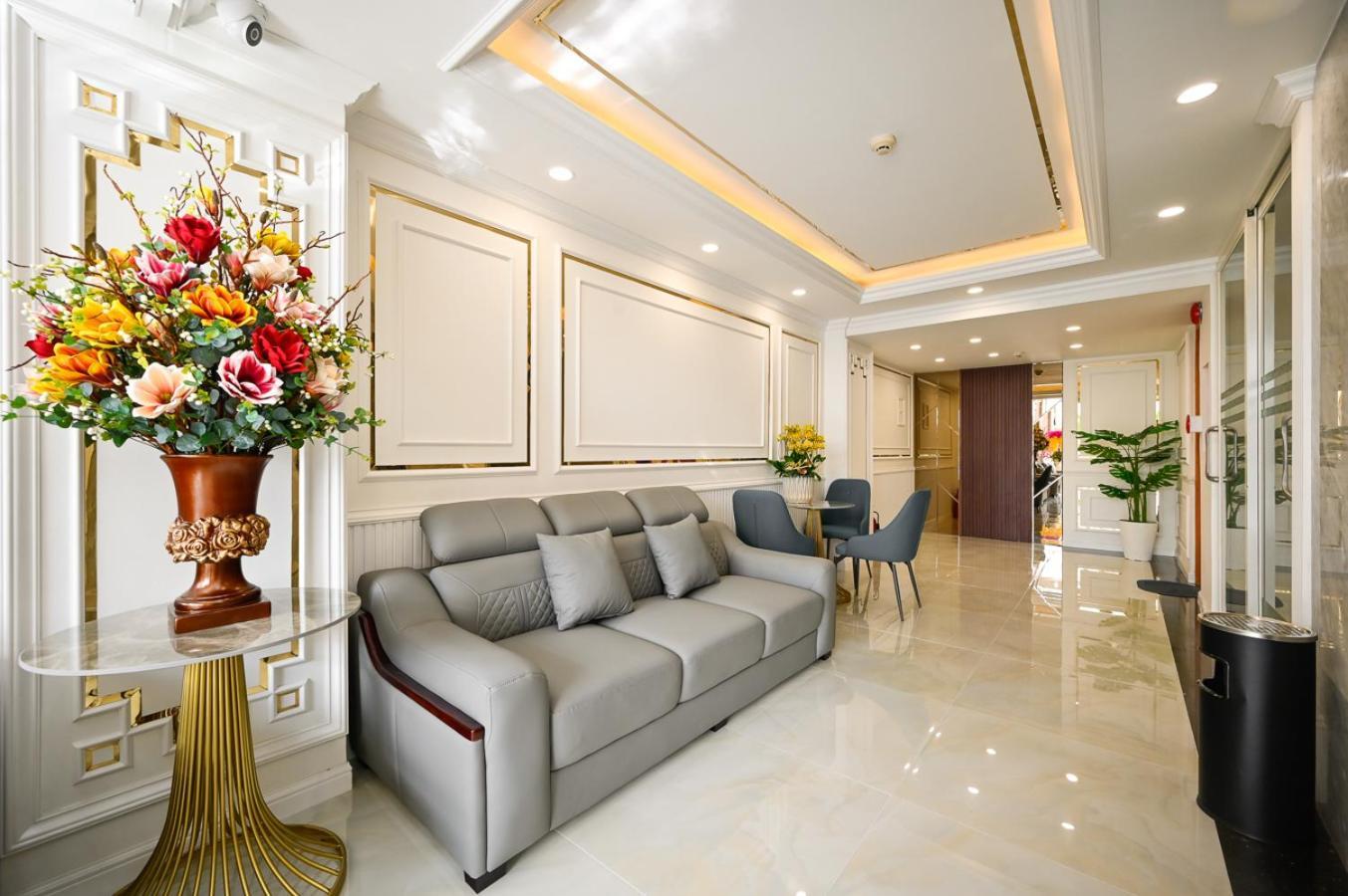 Vivian Airport Hotel Saigon Ho Chi Minh City Exterior photo